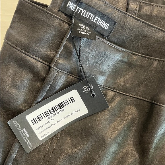 NEW Pretty Little Thing Washed Black Faux Leather Pants Size 10 - Picture 7 of 7